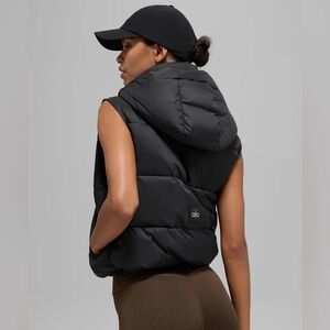 Alo Gold Rush Puffer Vest